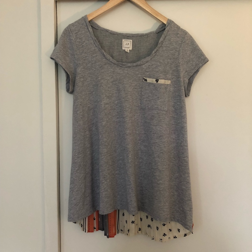 Anthropologie One September Pleated Back Top VGUC